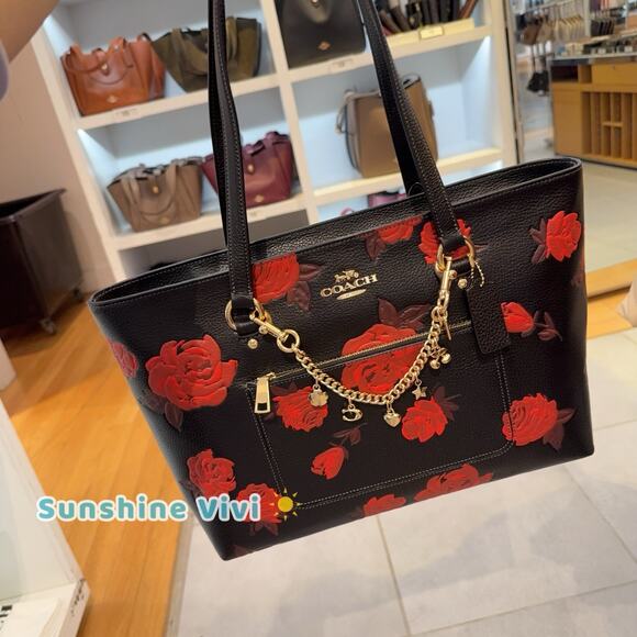 NWT Bundle COACH Station Tote Bag Floral CCE23 Leather & CAX00 Swagger Chain - Picture 2 of 16